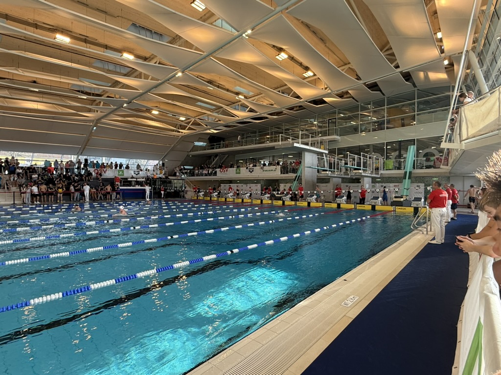 AB5C0167-BE92-4B54-B0F9-6D18389D5B22_1_105_c